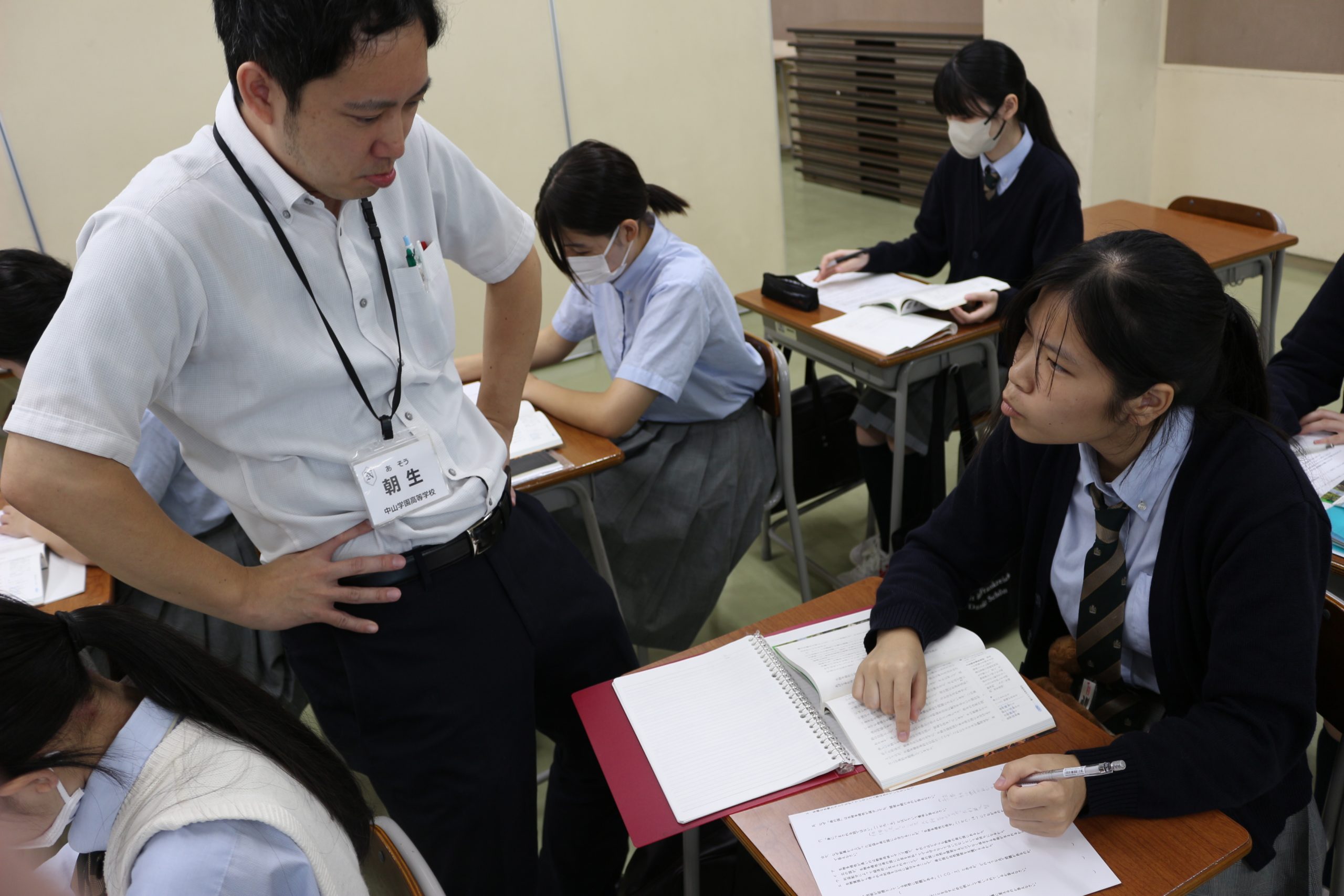 【授業】３年生の「論理国語」では、レポート作成をしました。